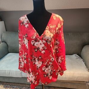 KUT FROM THE KLOTH Floral Red Women's Top surplice Large